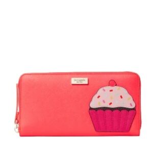 Kate Spade Take The Cake Neda Cupcake Wallet NWOT